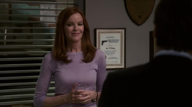 Отчаянные домохозяйки 8 сезон 19 серия